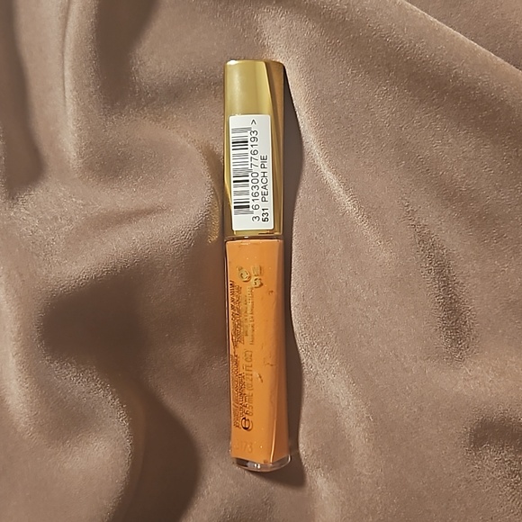 Rimmel London Oh My Gloss! Plump Lip Gloss- Peach pie - Picture 2 of 2